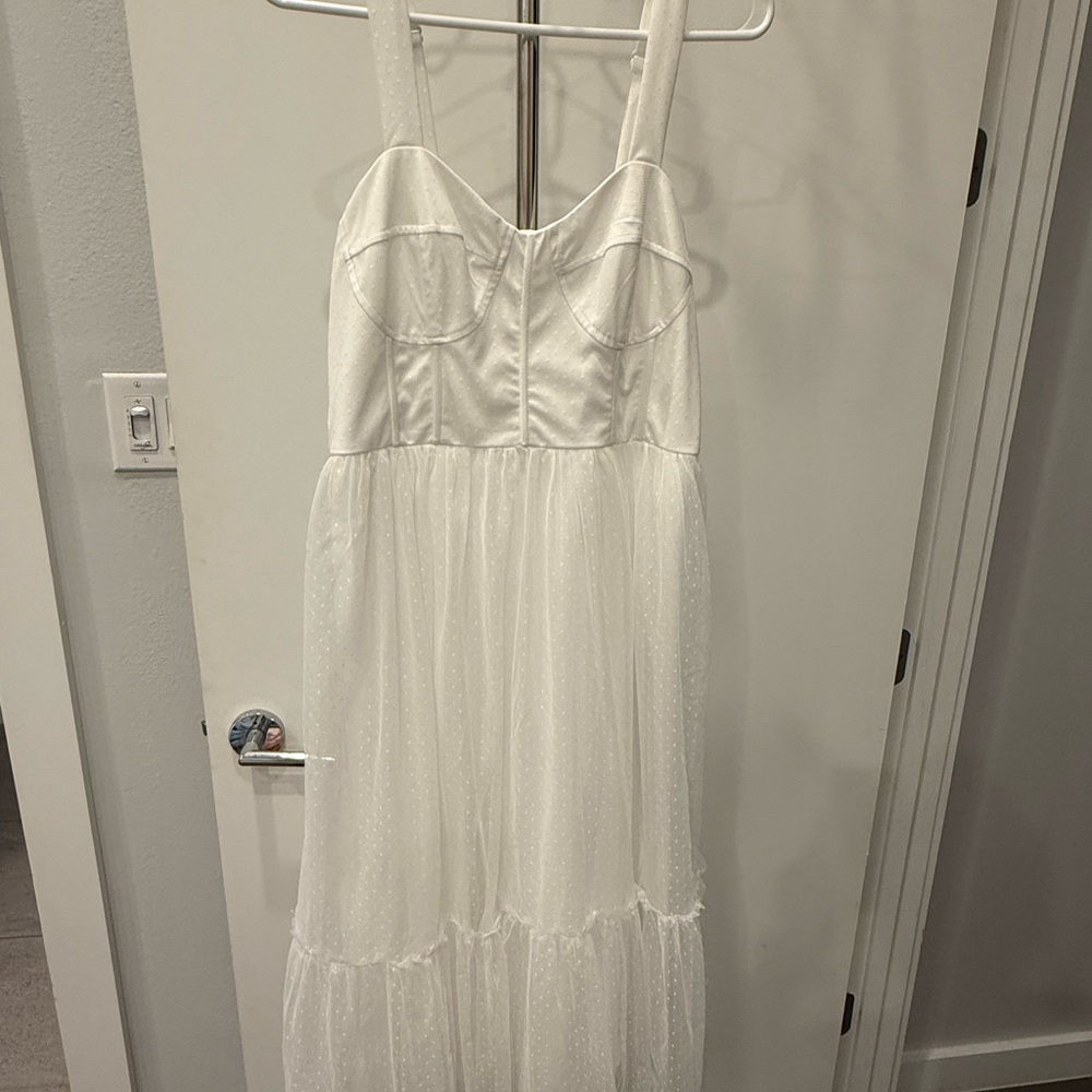 Lulu's White  Dress